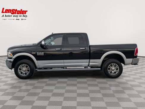 Used 2017 RAM 2500 Laramie w/ Convenience Group image 2