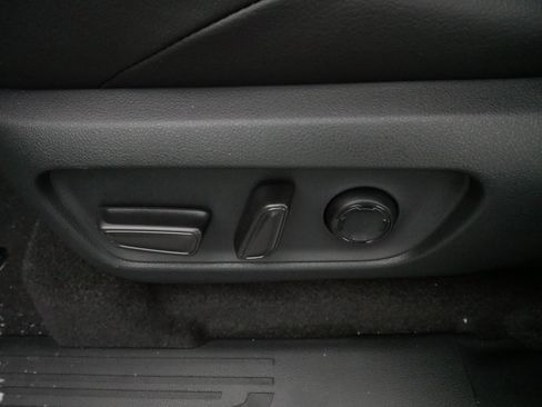 Certified 2025 Toyota 4Runner TRD Off-Road Premium image 20