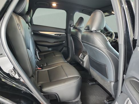 Used 2021 INFINITI QX50 Luxe w/ Appearance Package FWD image 20