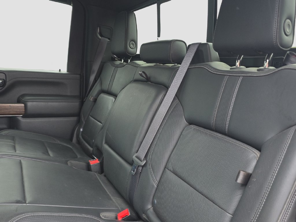 Used 2020 Chevrolet Silverado 3500 High Country w/ Snow Plow Prep/Camper Package AWD/4WD image 12