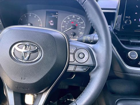 Used 2023 Toyota Corolla SE w/ SE Premium Package FWD image 25