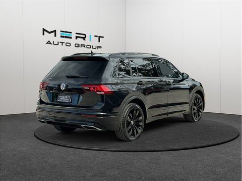 Used 2021 Volkswagen Tiguan SE R-Line FWD image 9