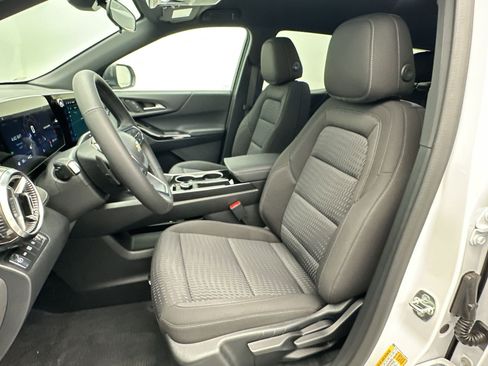 New 2026 Chevrolet Equinox LT w/ LPO, Floor Liner Package AWD/4WD image 5