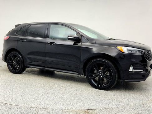 Used 2019 Ford Edge ST w/ Equipment Group 401A image 3