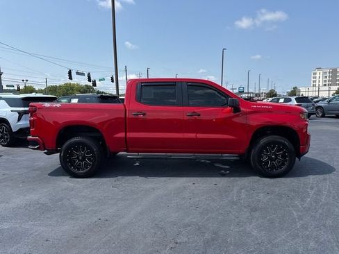 Used 2021 Chevrolet Silverado 1500 Custom AWD/4WD image 2
