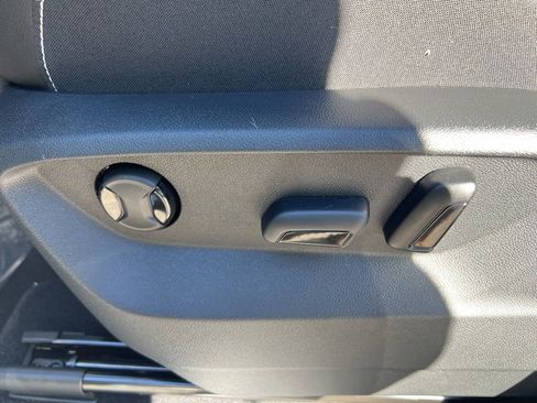 New 2026 Volkswagen Atlas SE image 19