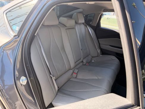 Used 2022 Acura TLX w/ Technology Package FWD image 11