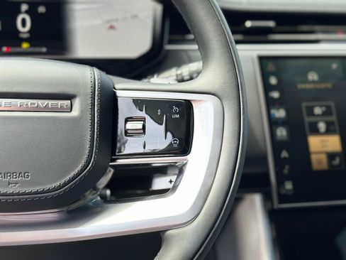 New 2025 Land Rover Range Rover SE image 20