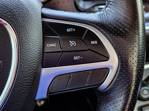 Used 2018 Dodge Challenger R/T Scat Pack w/ Dynamics Package image 24