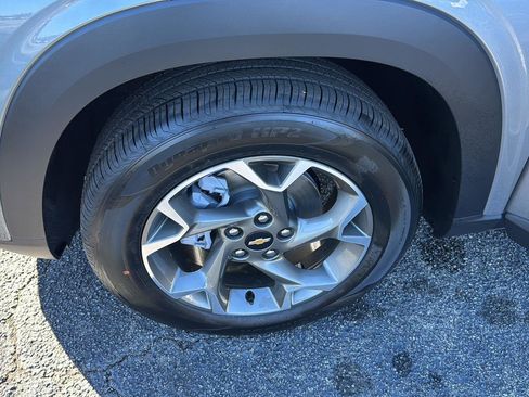 New 2026 Chevrolet Trax LT w/ Driver Confidence Package image 29