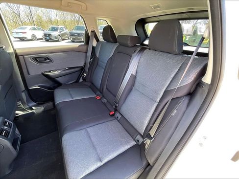 Used 2021 Nissan Rogue S AWD/4WD image 14