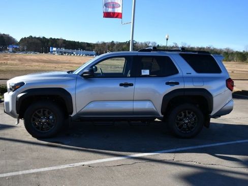 New 2025 Toyota 4Runner SR5 image 2