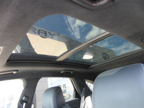 Used 2023 Genesis GV70 3.5T Sport w/ Sport Prestige Package image 18