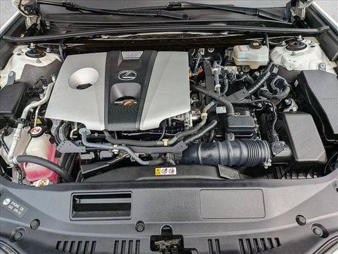 Certified 2024 Subaru Forester Premium AWD/4WD image 22