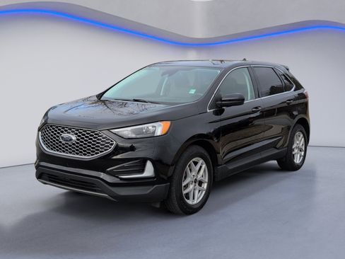 Used 2023 Ford Edge SEL image 6