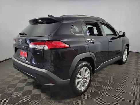 Used 2022 Toyota Corolla Cross LE FWD image 8