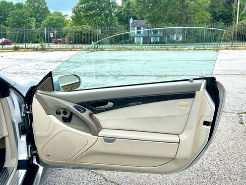 Used 2007 Mercedes-Benz SL 55 AMG image 20