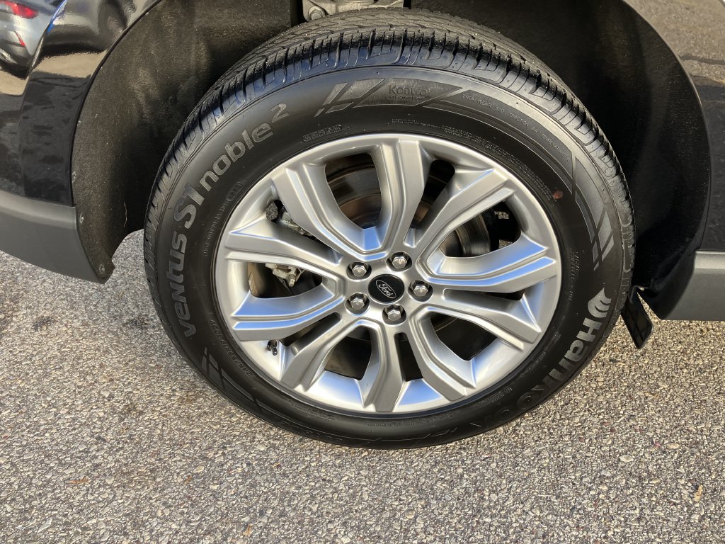 Used 2024 Ford Edge Titanium AWD/4WD image 18