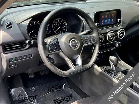 Used 2023 Nissan Sentra S FWD image 9
