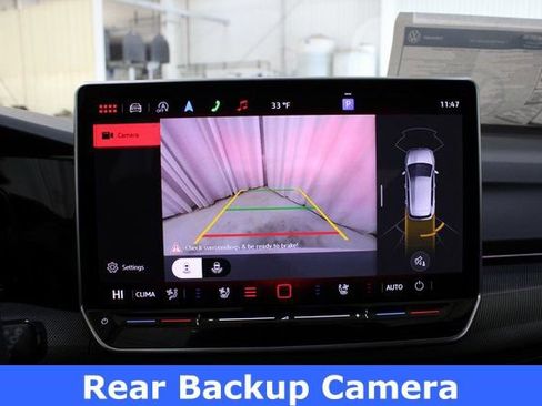 New 2026 Volkswagen GTI SE image 3