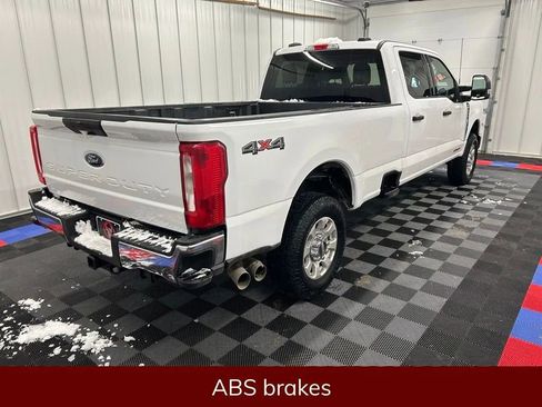 Used 2023 Ford F250 XLT image 6