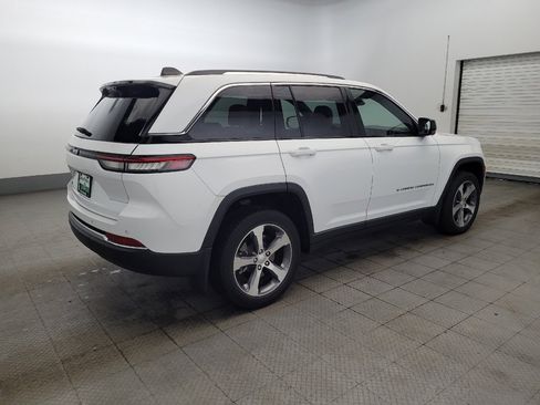 Used 2023 Jeep Grand Cherokee 4WD 4xe w/ Luxury Tech Group II image 10