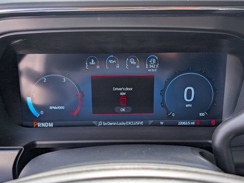 Used 2025 Ford F250 Lariat w/ FX4 Off-Road Package AWD/4WD image 18
