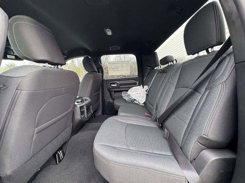New 2026 RAM 2500 Big Horn AWD/4WD image 14