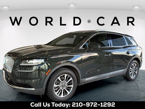 Used 2022 Lincoln Nautilus FWD w/ Premium Package image 15