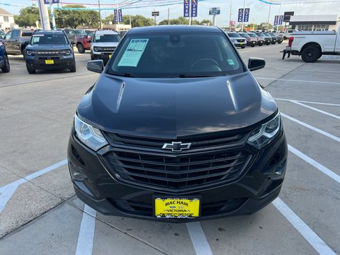 Used 2020 Chevrolet Equinox LT w/ Midnight Edition FWD image 8
