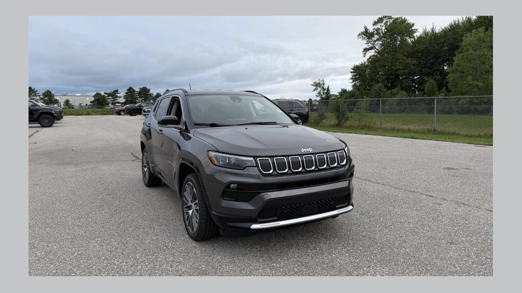 Used 2022 Jeep Compass Limited w/ Elite Group AWD/4WD 360° Tour