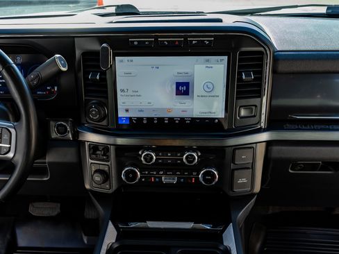 Used 2023 Ford F350 Lariat w/ Lariat Ultimate Package image 23