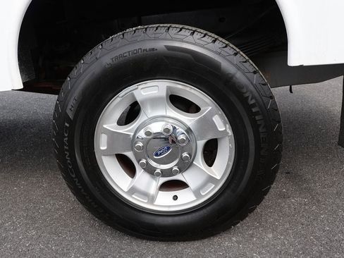 Used 2011 Ford F350 XLT w/ Snow Plow Prep Pkg AWD/4WD image 13