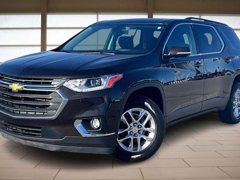 Used 2019 Chevrolet Traverse LT image 1