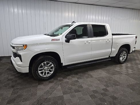 Used 2022 Chevrolet Silverado 1500 RST AWD/4WD image 6