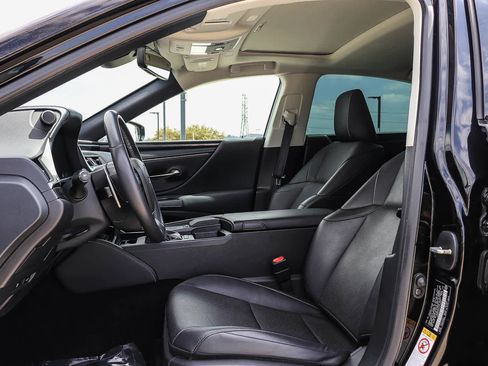 Used 2019 Lexus ES 350 w/ Accessory Package 2 FWD image 18