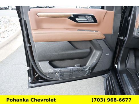 New 2026 Chevrolet Suburban High Country w/ Sun And Tow Package image 22