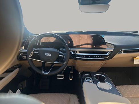 New 2026 Cadillac Lyriq Signature Luxury image 23