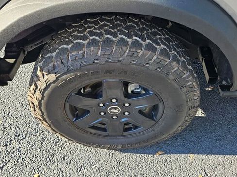 Used 2024 Ford Bronco Black Diamond image 18