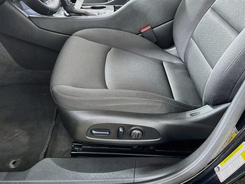 Used 2024 Chevrolet Malibu RS FWD image 20