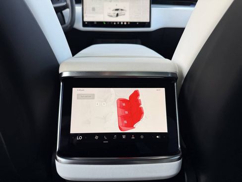 Used 2021 Tesla Model S Long Range AWD/4WD image 25
