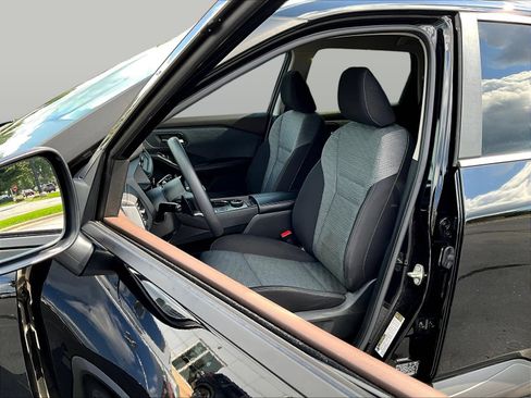 Certified 2023 Nissan Rogue SV AWD/4WD image 24