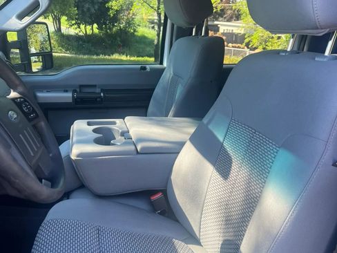 Used 2015 Ford F250 XLT w/ XLT Value Package image 18