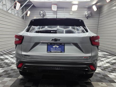 Used 2025 Chevrolet Trax RS w/ Driver Confidence Package FWD image 7