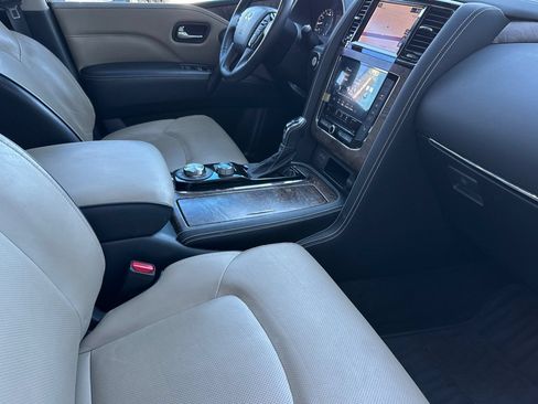 Used 2021 INFINITI QX80 Premium Select w/ All-Season Package AWD/4WD image 18