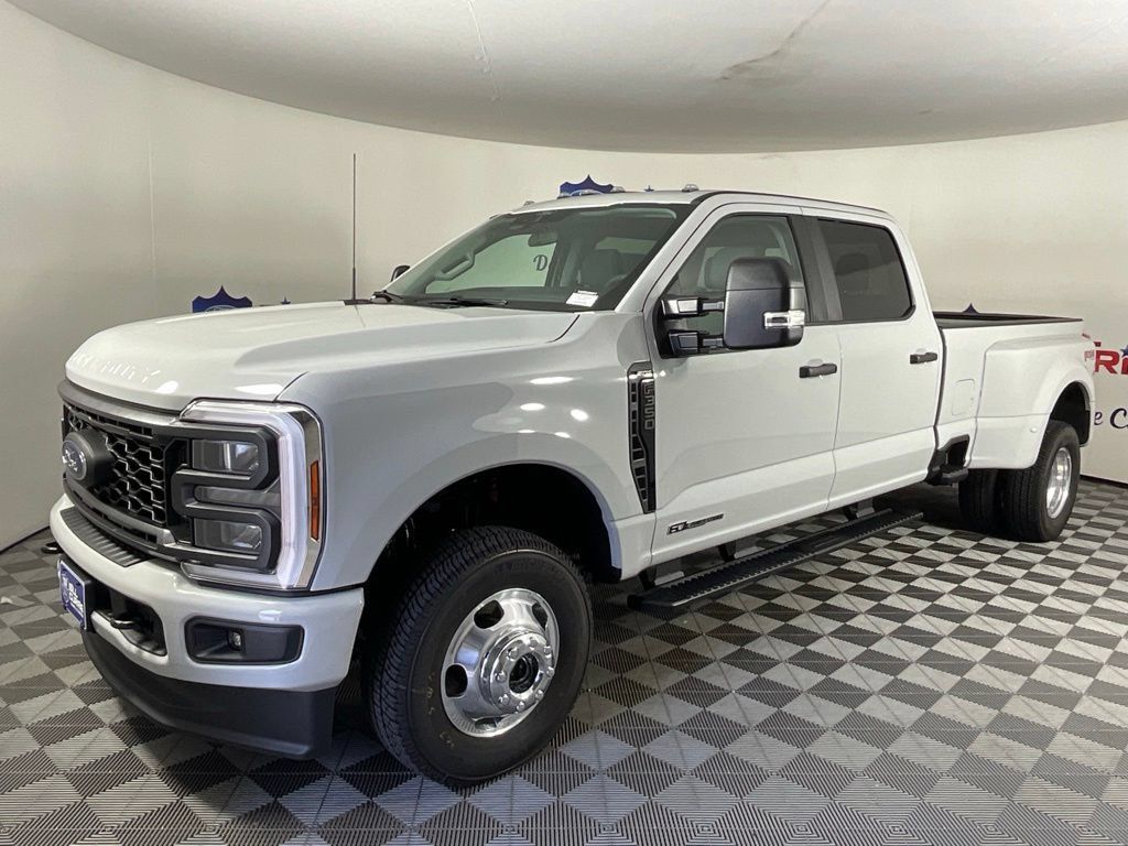 New 2026 Ford F350 XL w/ STX Appearance Package AWD/4WD image 7