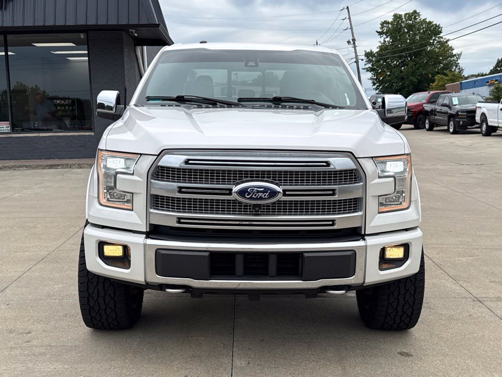 Used 2015 Ford F150 Platinum w/ Equipment Group 701A Luxury AWD/4WD image 21