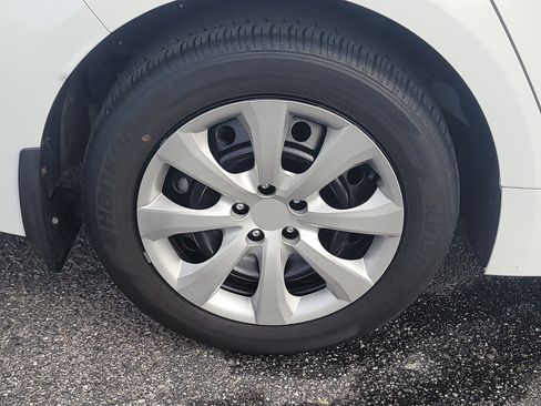 Certified 2024 Toyota Corolla LE FWD image 10