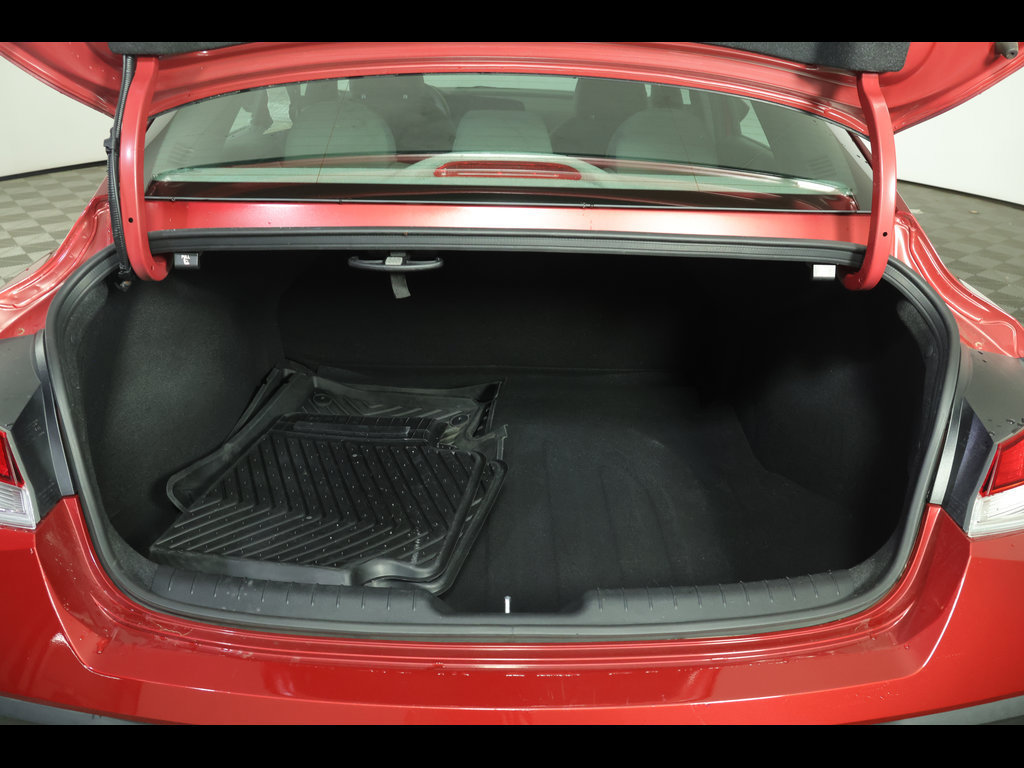 Used 2024 Hyundai Elantra SE FWD image 10