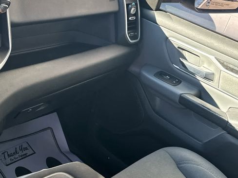 Used 2022 RAM 1500 Big Horn image 30